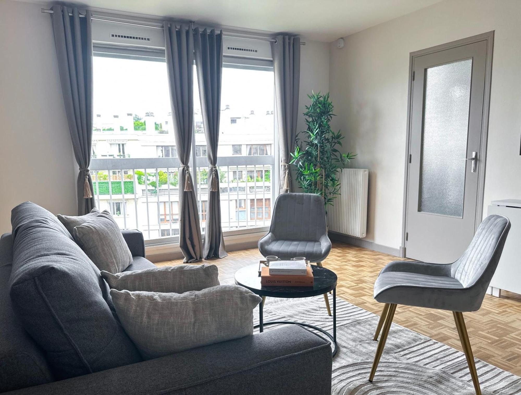 Brand-New Studio With Eiffel Tower View Paříž Exteriér fotografie